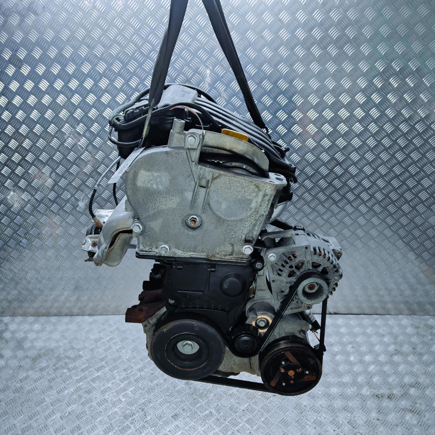 Двигатель K4M812 Renault Scenic 2 1.6 Бензин