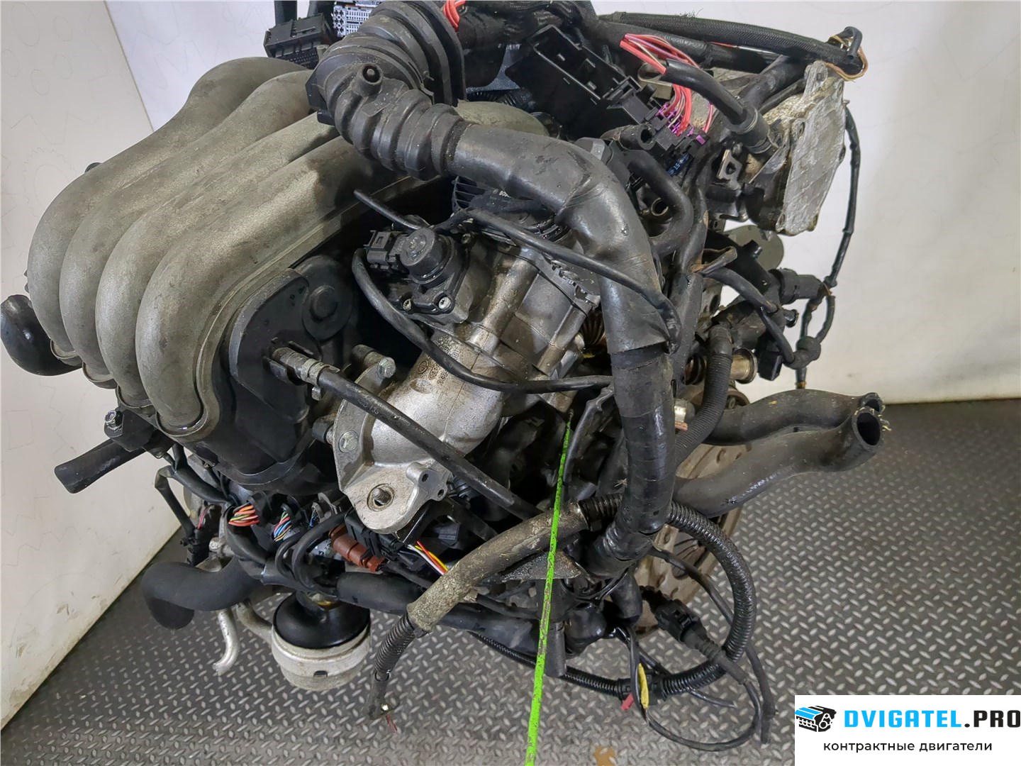 Двигатель Audi A4 B6 2000 - 2004 AWA 2 л., Бензин, FSI, артикул 7813520