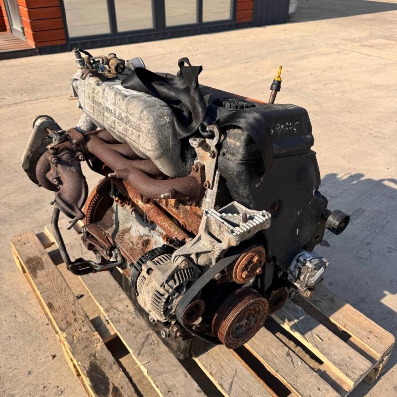 Двигатель 814043 Renault Master 2