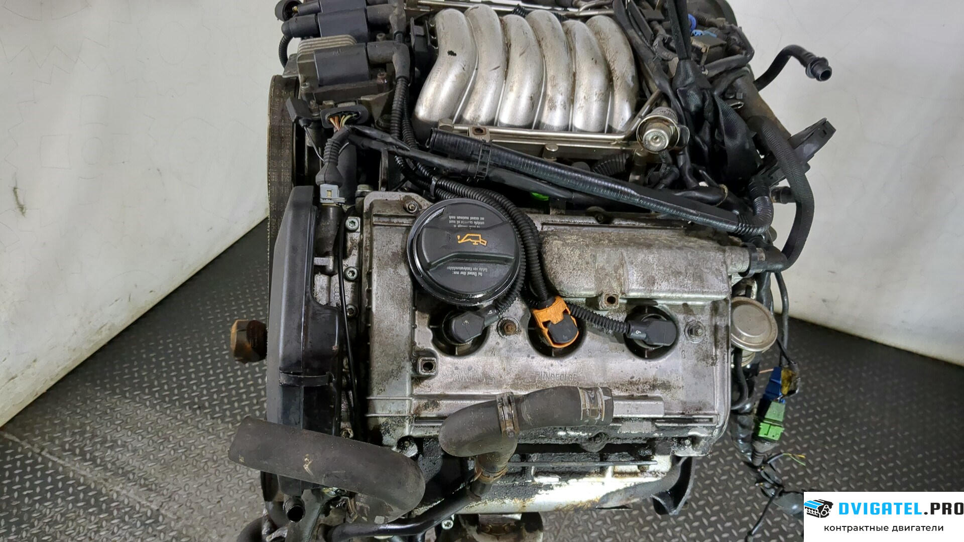 Двигатель Audi A4 B6 2000 - 2004 BDV 2.4 л., Бензин, Инжектор, артикул 8849424