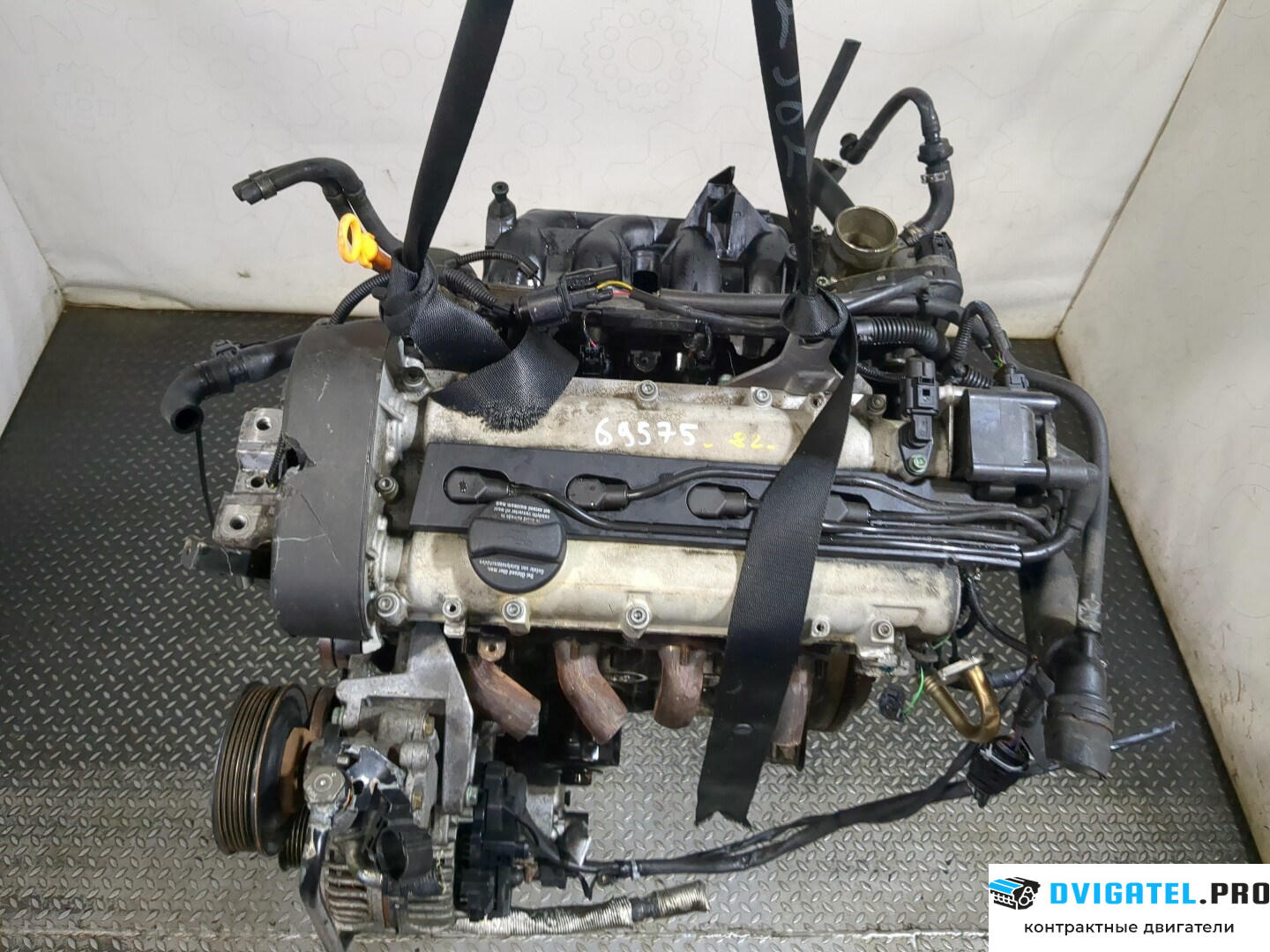 Двигатель Volkswagen Golf 4 1997 - 2005 AXP 1.4 л., Бензин, Инжектор, артикул 8352357