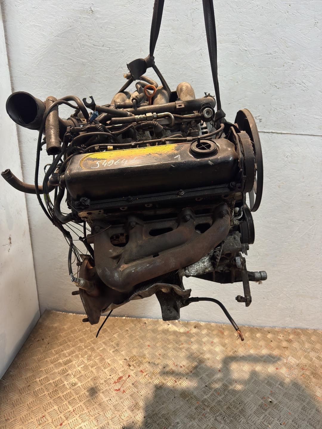 Двигатель ADP Volkswagen Passat B5 1.6 Бензин