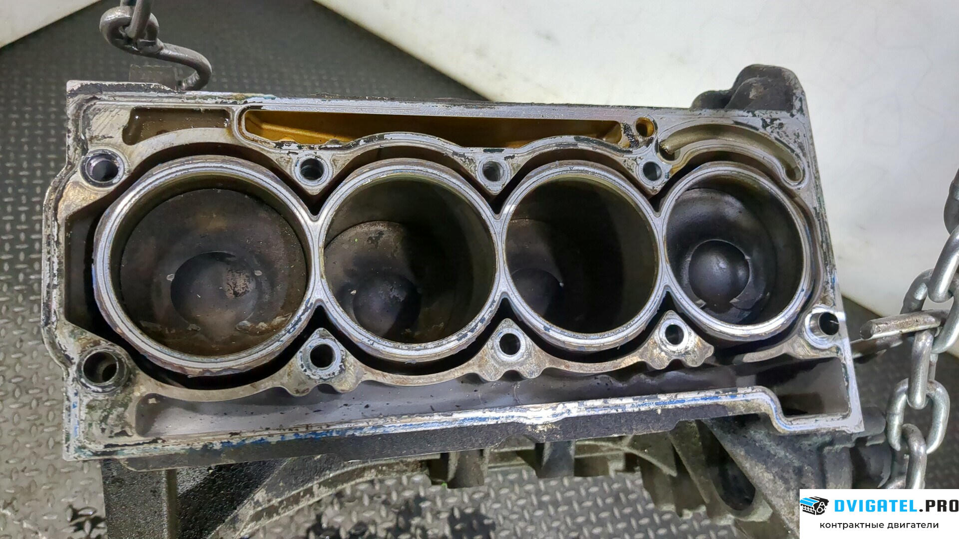 Шорт блок (Блок цилиндров) Volkswagen Golf 5 2003 - 2009 BLF 1.6 л., Бензин, FSI, артикул 9245715