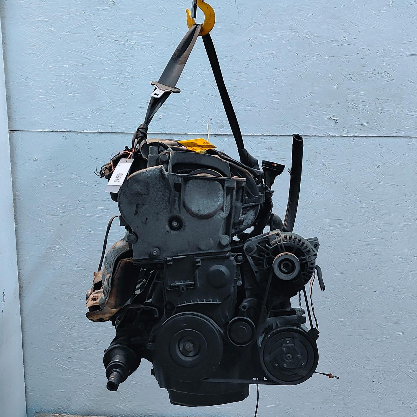 Двигатель K4M766 Renault Megane 2 1.6 Бензин