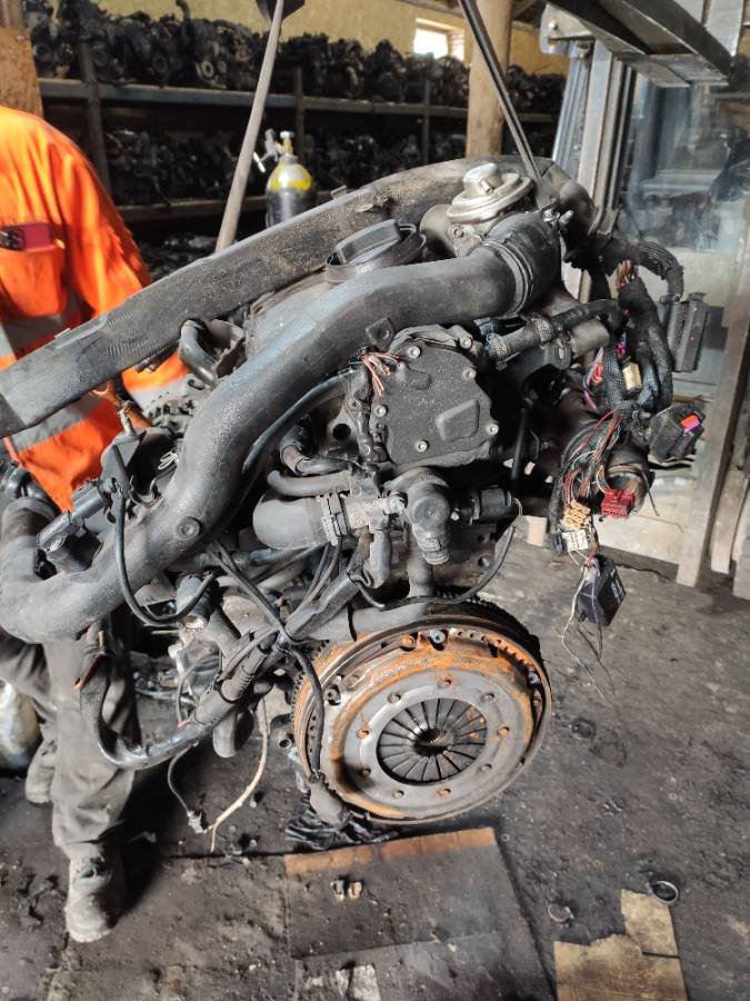 Двигатель AVB Volkswagen Passat B5 1.9 Дизель
