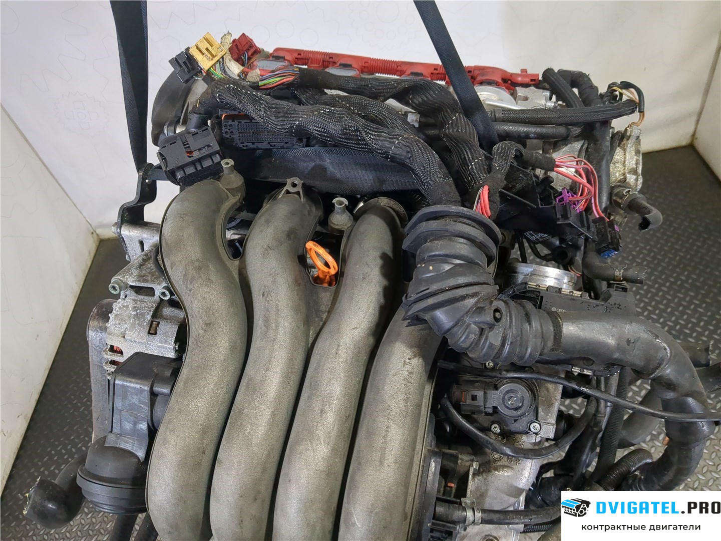 Двигатель Audi A4 B6 2000 - 2004 AWA 2 л., Бензин, FSI, артикул 7813520