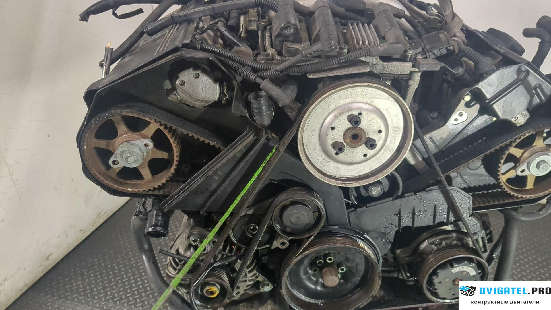 Двигатель Audi A4 B6 2000 - 2004 BDV 2.4 л., Бензин, Инжектор, артикул 8698010
