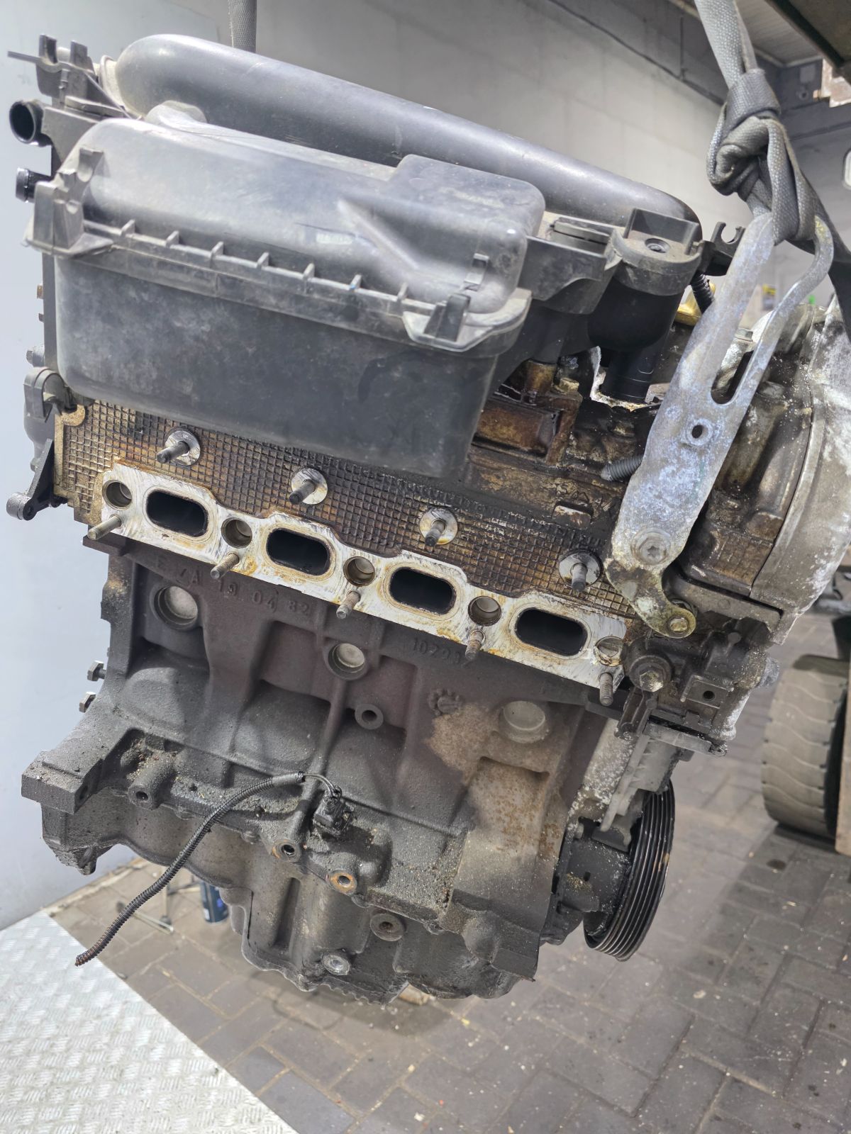 Двигатель K4M5716 Renault Laguna 2 1.6 Бензин