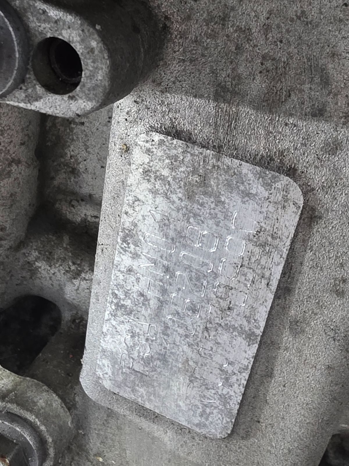 Двигатель HM01 Peugeot 208 1.2 Бензин