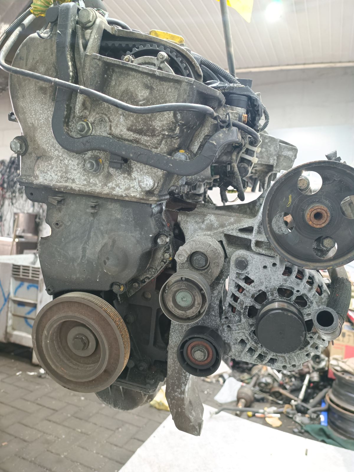 Двигатель F4P775 Renault Laguna 2 1.8 Бензин