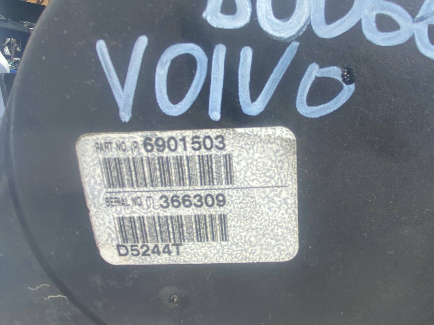 Двигатель D5244T Volvo V70 2 2.4 Дизель