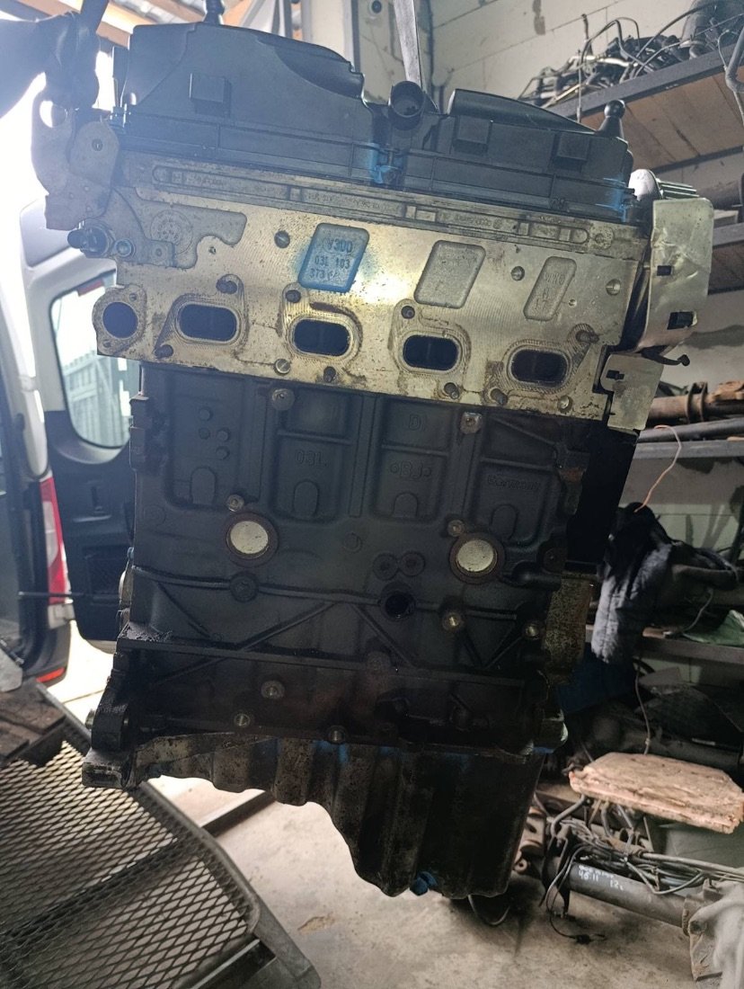 Двигатель CKU Volkswagen Crafter 1 2.0 Дизель