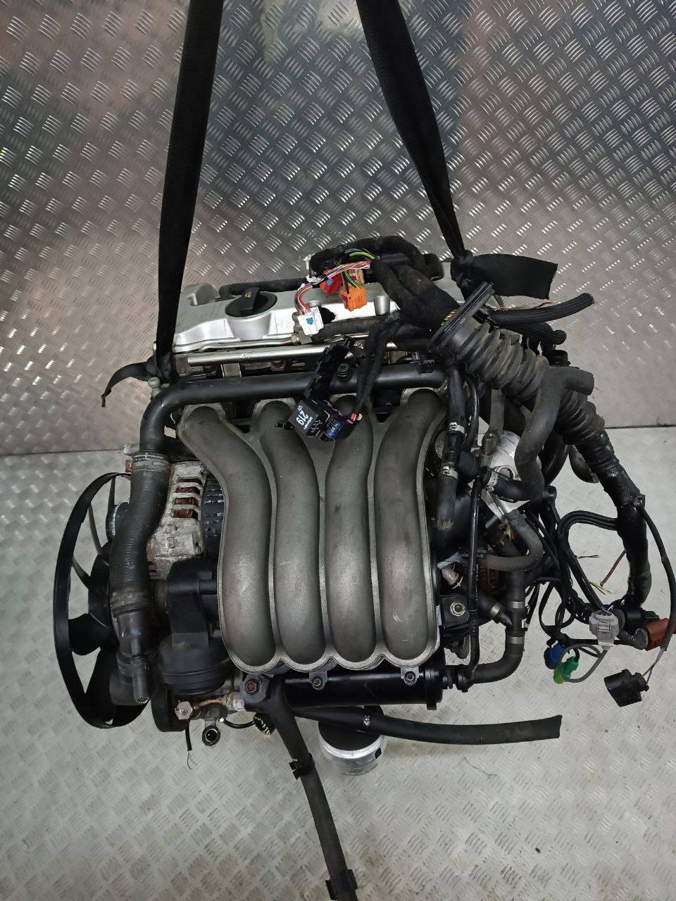Двигатель ALT Volkswagen Passat B5 2.0 Бензин