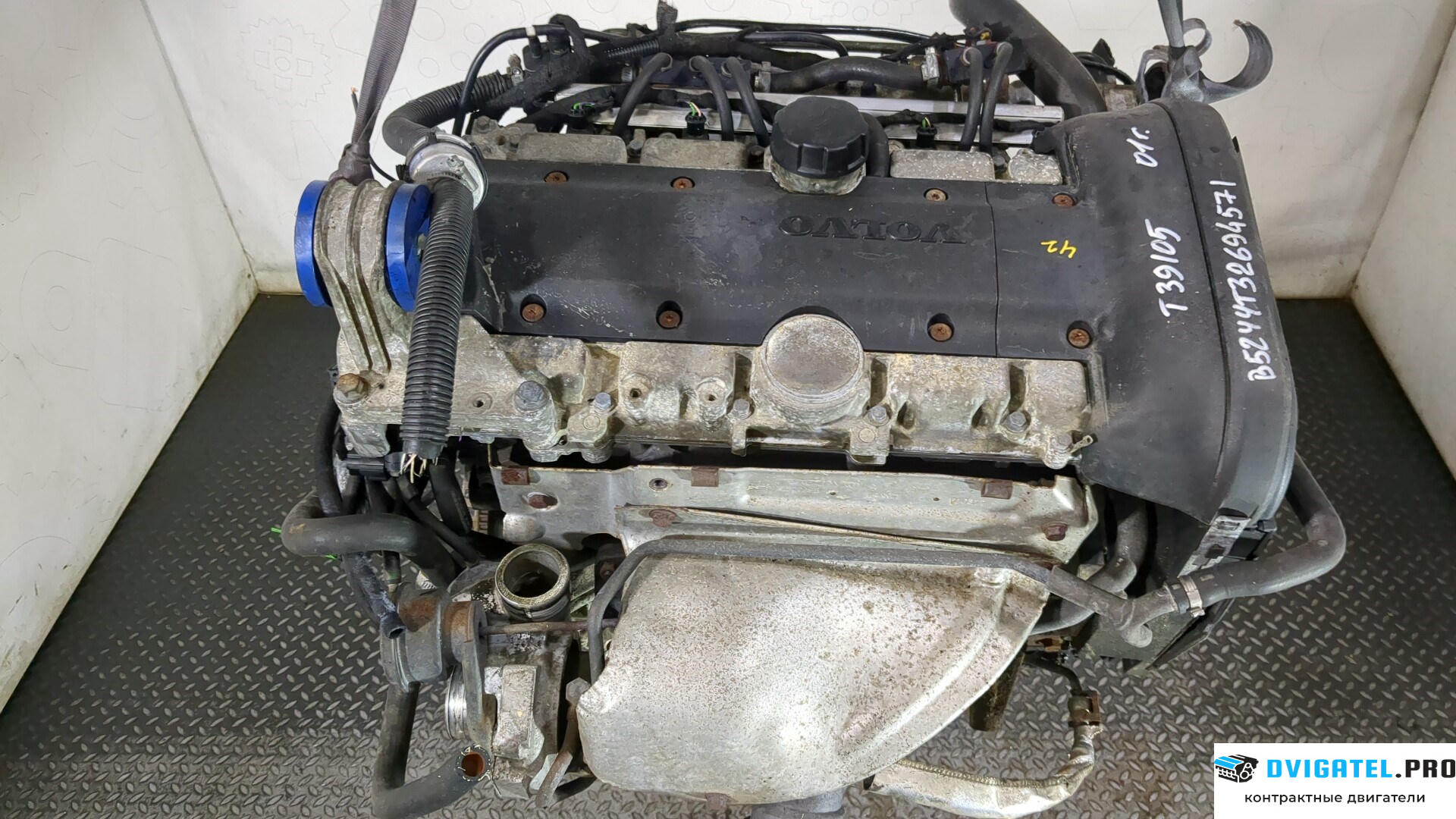 Двигатель Volvo V70 2001 - 2008 B5244T3 2.4 л., Бензин, Турбо-инжектор, артикул 8827321