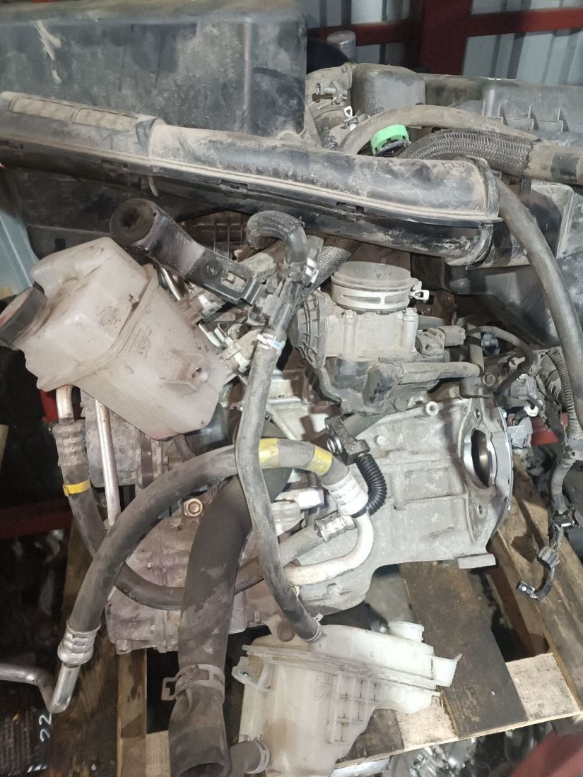 Двигатель X2ZR-W22U Toyota Auris 2 1.8 Гибрид