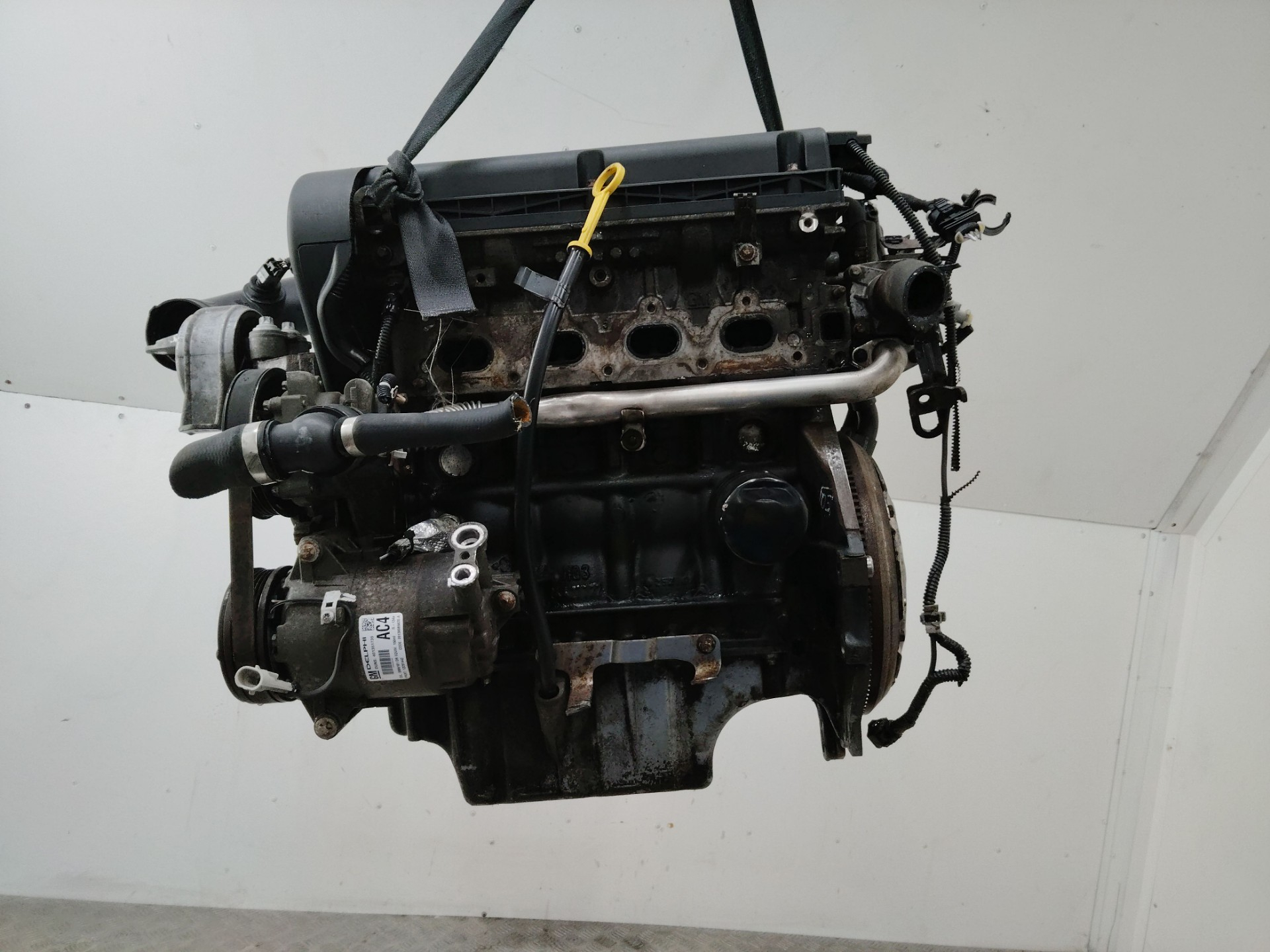 Двигатель Opel Zafira B 1.6 Бензин