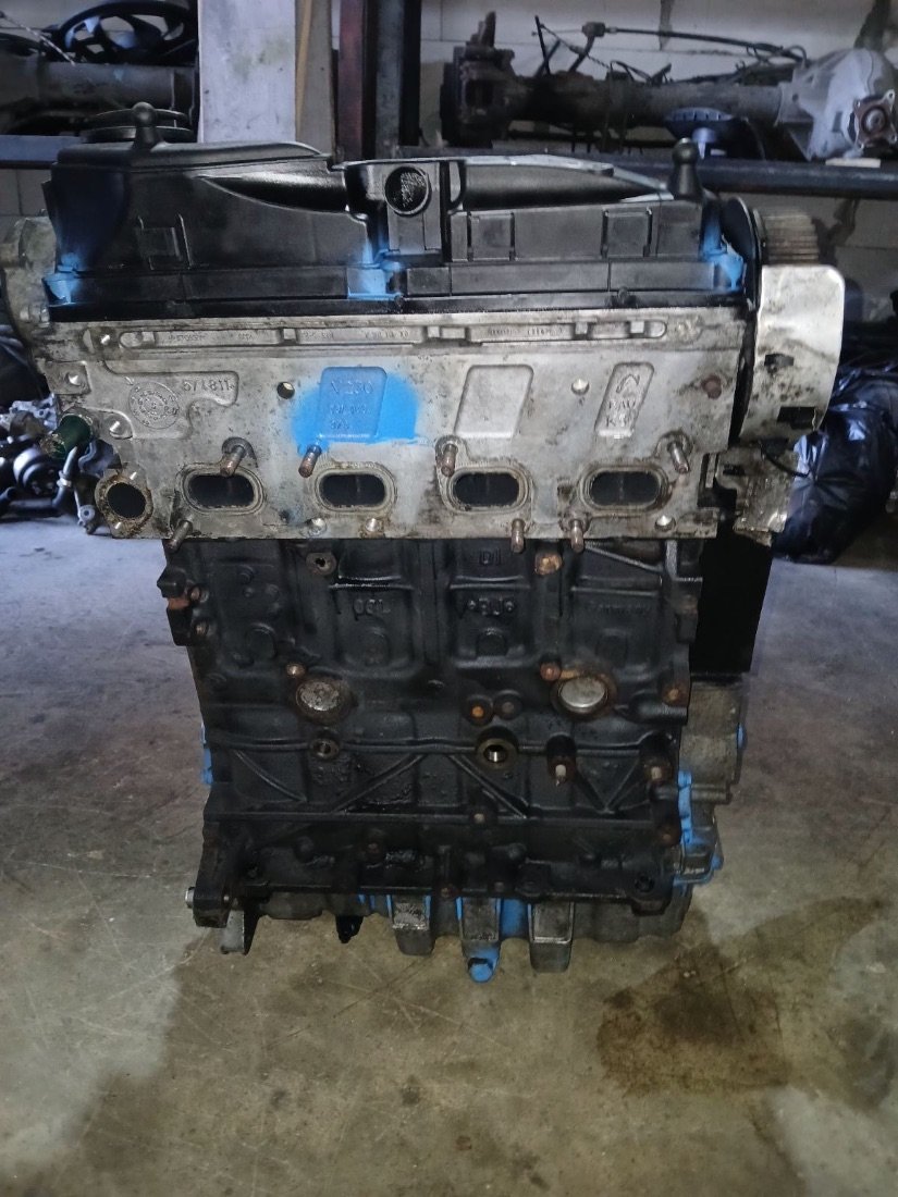 Двигатель CLJ Volkswagen Tiguan 1 2.0 Дизель
