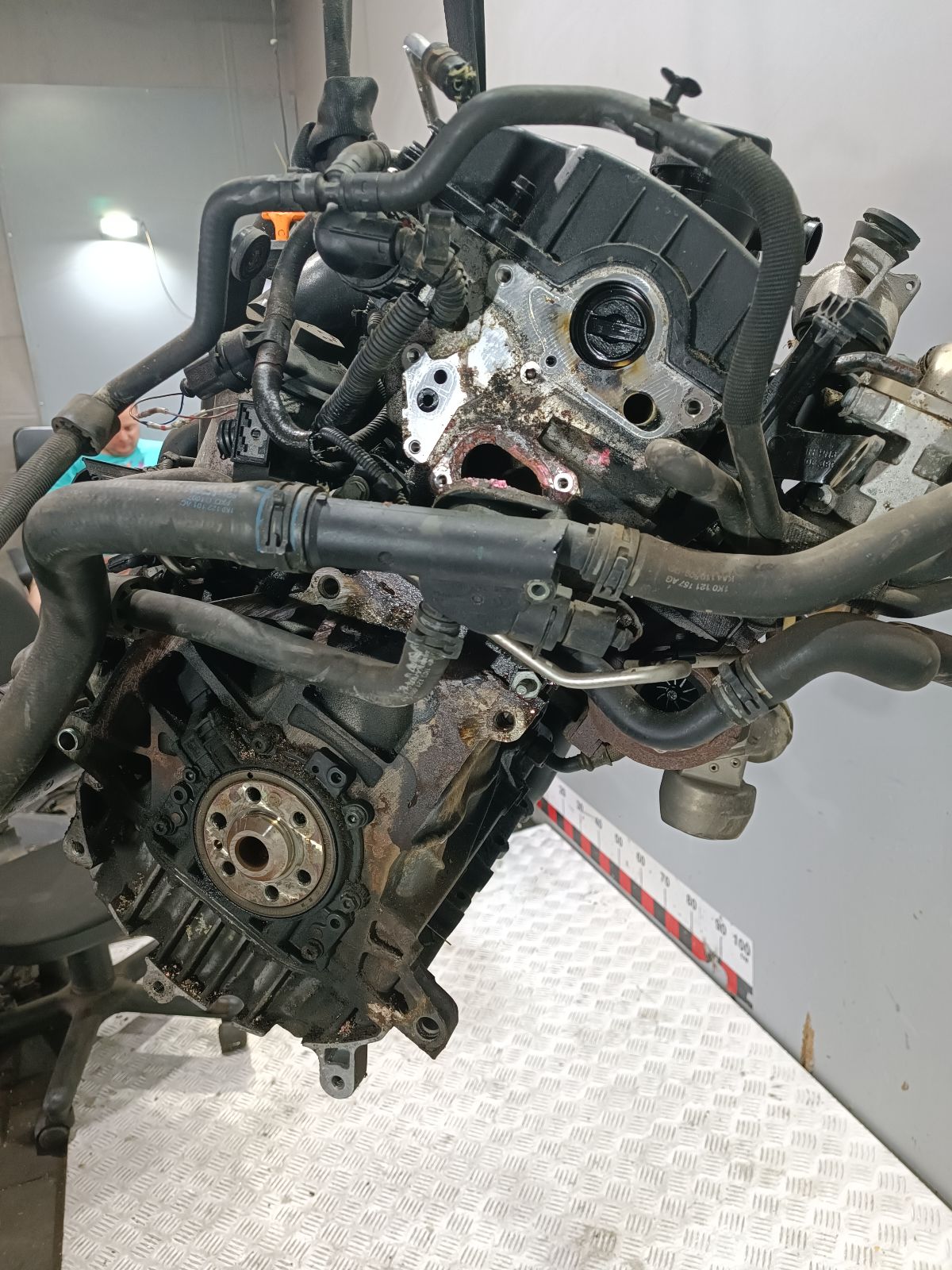 Двигатель BRU Volkswagen Golf 5 1.9 Дизель