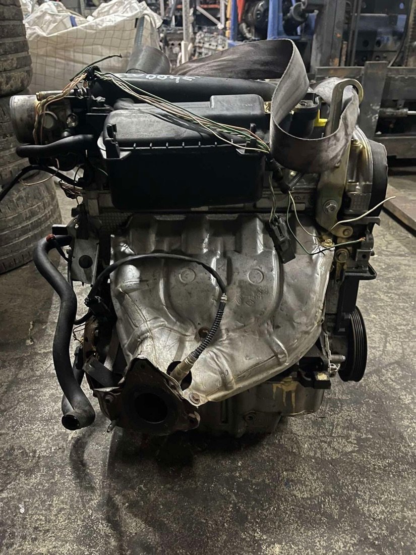 Двигатель Renault Megane 2 1.6 Бензин