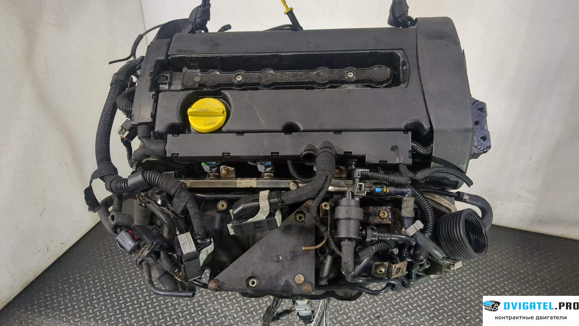 Двигатель Opel Zafira B 2005 - 2012 Z16XE1 1.6 л., Бензин, Инжектор, артикул 9072937