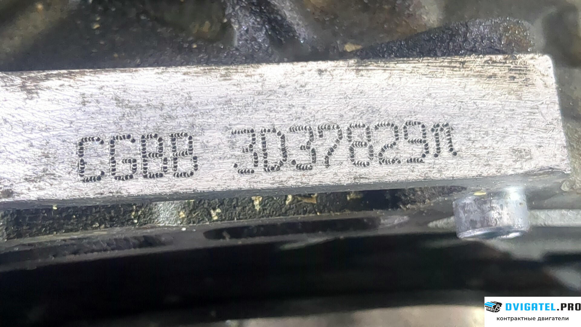 Двигатель Ford Mondeo 3 2000 - 2007 CGBA, CGBB 1.8 л., Бензин, Инжектор, артикул 8904092