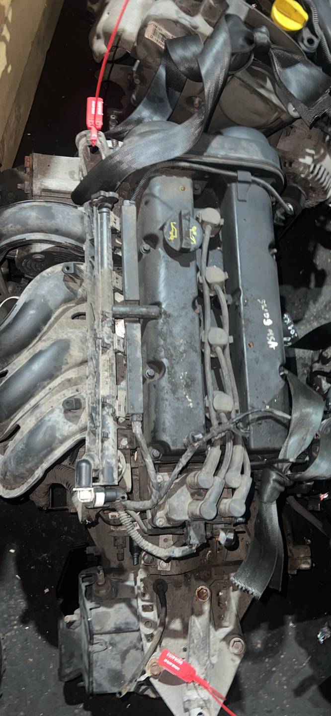 Двигатель SHDA Ford Focus 2 restailing 1.6 Бензин