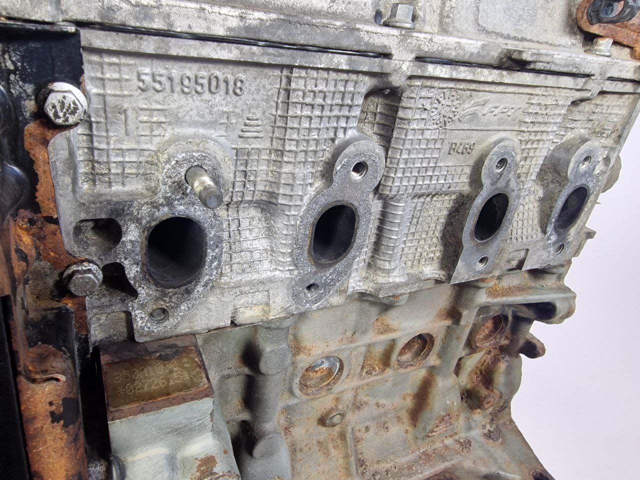 Двигатель 350A1000 Fiat Punto 3 restailing 1.4 Бензин