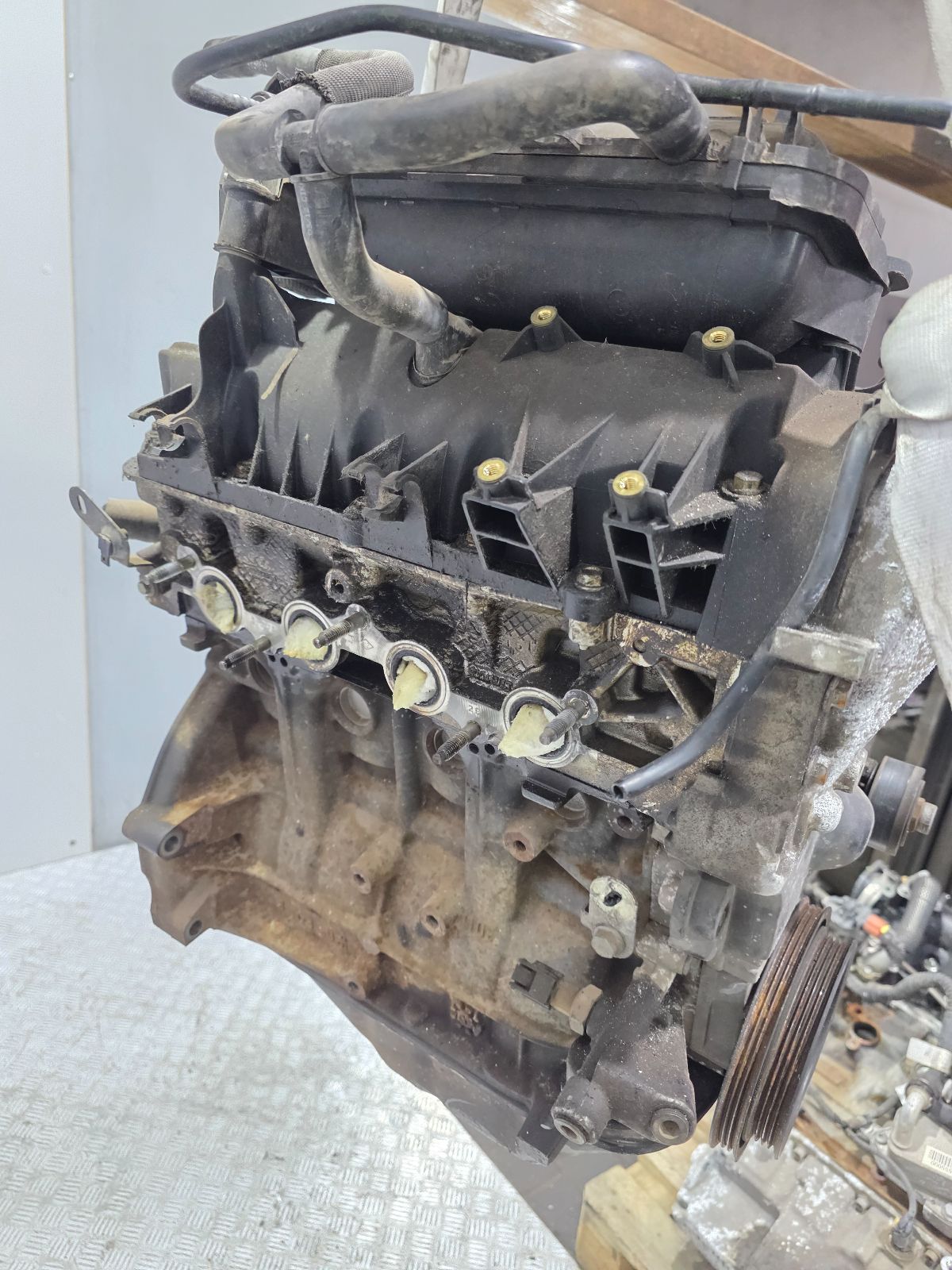 Двигатель D4F732 Dacia Sandero 1 1.2 Бензин