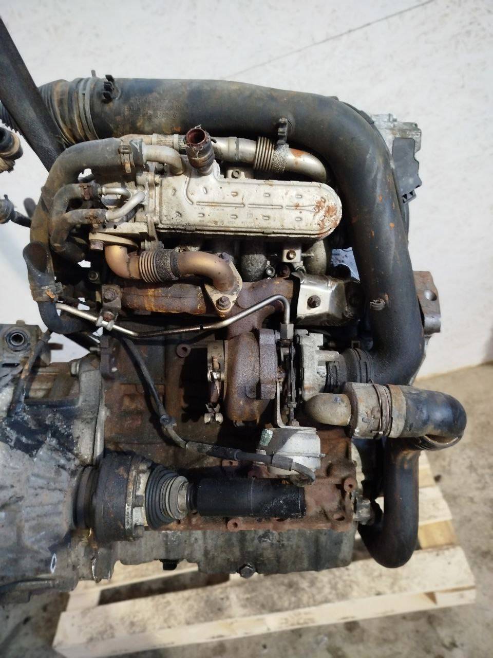 Двигатель BXE Volkswagen Passat B6 1.9 Дизель