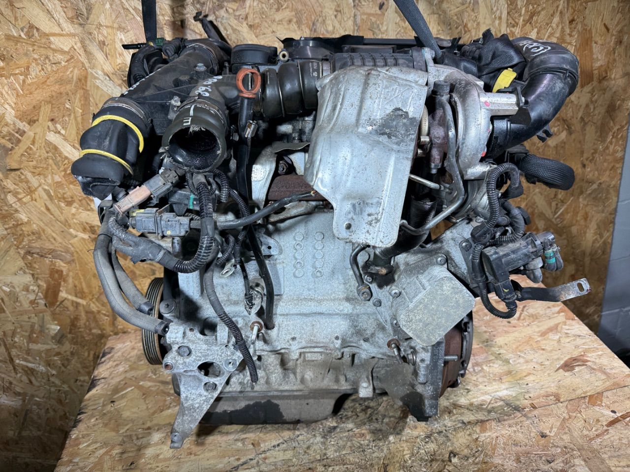 Двигатель 9H06 Peugeot 308 1 1.6 Дизель
