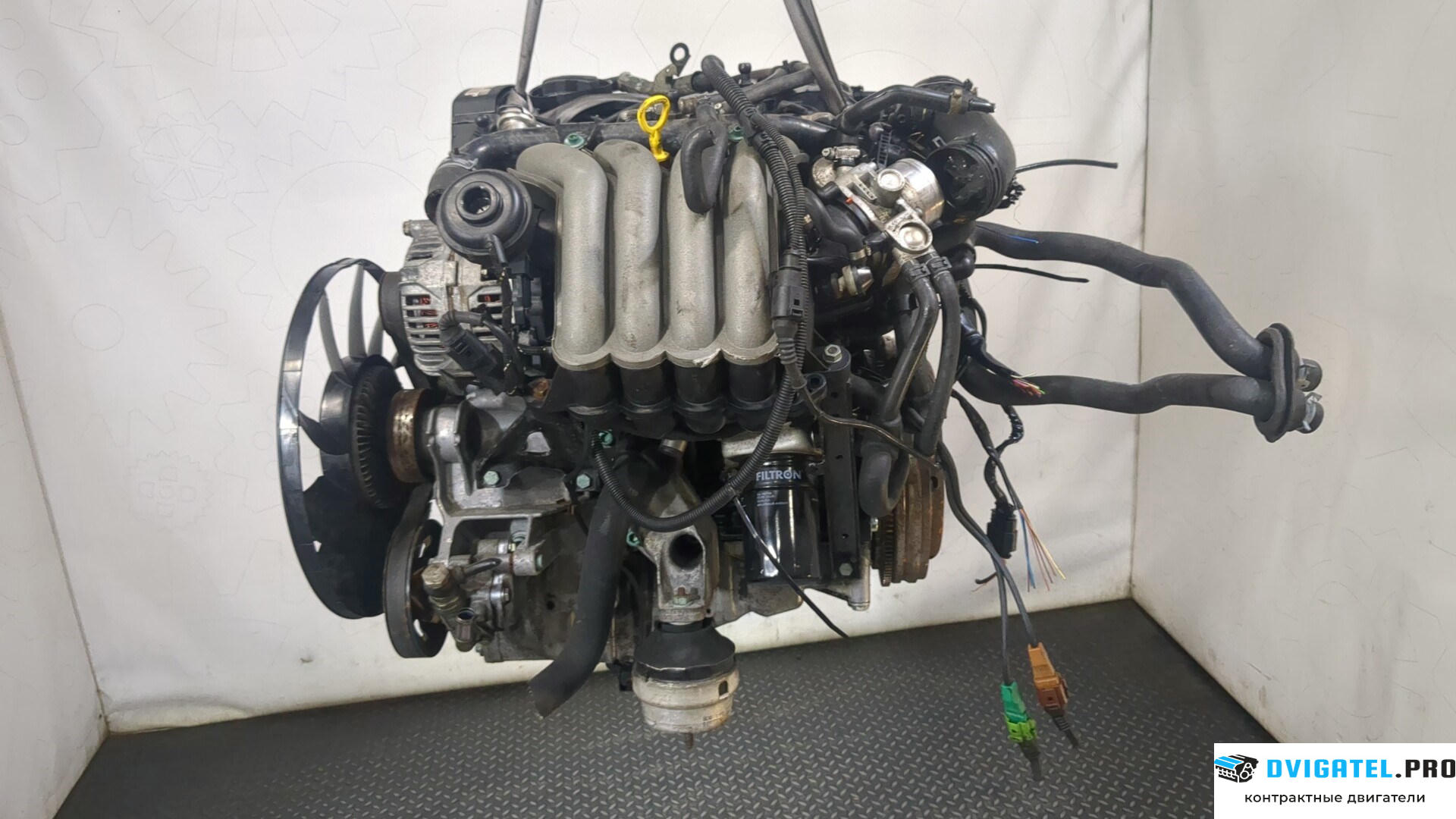 Двигатель Volkswagen Passat 5 2000 - 2005 AZM 2 л., Бензин, Инжектор, артикул 9179452