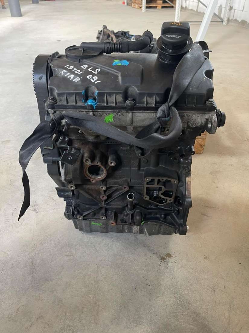 Двигатель BLS Volkswagen Caddy 3 1.9 Дизель