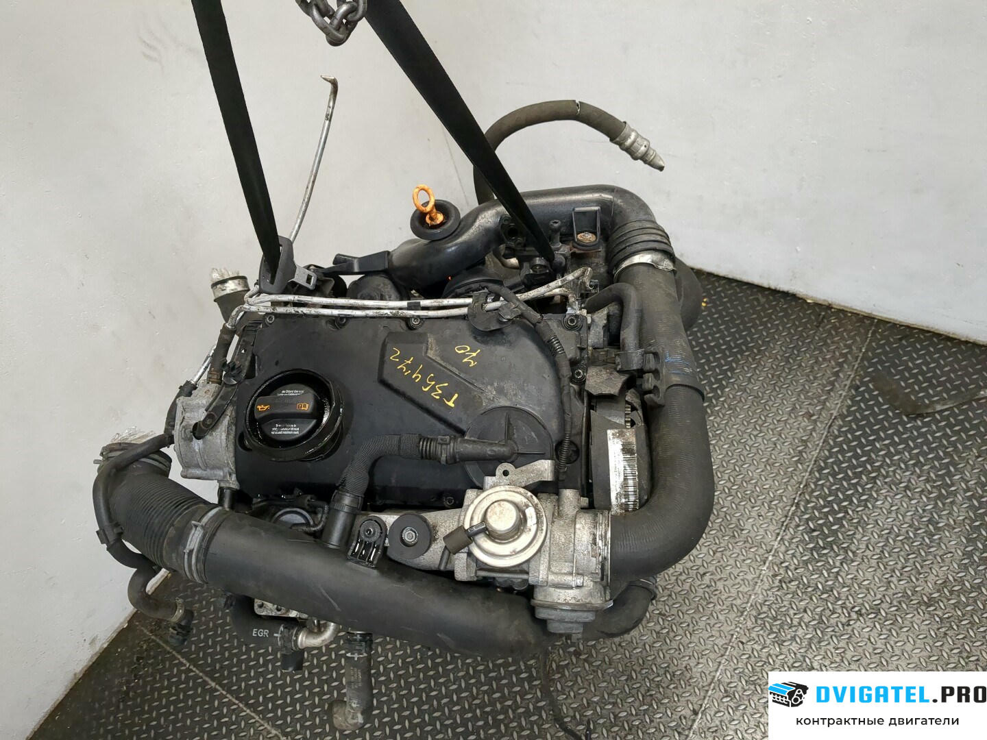 Двигатель Volkswagen Golf 5 2003 - 2009 BXE 1.9 л., Дизель, TDI, артикул 8640518